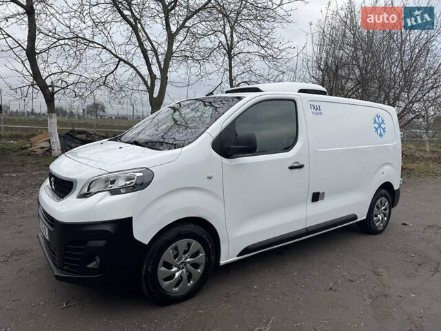 Белый Пежо Эксперт груз.-пасс., объемом двигателя 2 л и пробегом 255 тыс. км за 18800 $, фото 47 на Automoto.ua