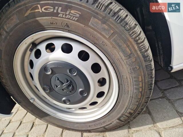 Білий Пежо Експерт вант.-пас., об'ємом двигуна 2 л та пробігом 41 тис. км за 31000 $, фото 9 на Automoto.ua