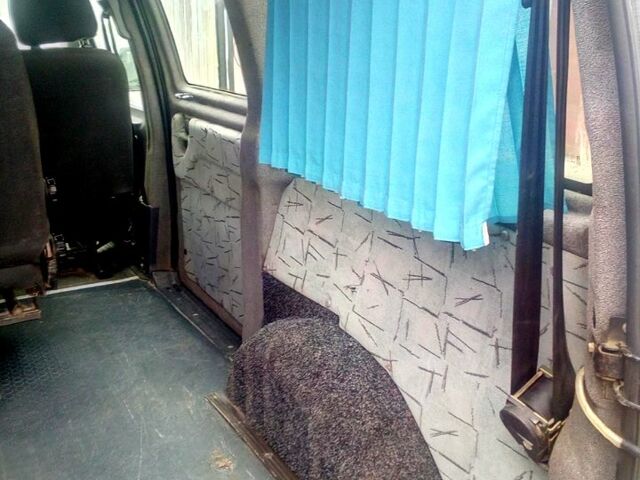 Пежо Эксперт груз.-пасс. 2005 в Южноукраинске на Automoto.ua Белый Пежо Эксперт груз.-пасс., объемом двигателя 1.9 л и пробегом 340 тыс. км за 4000 $, фото 8 на Automoto.ua