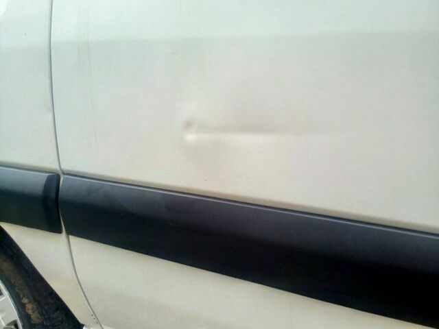 Пежо Эксперт груз.-пасс. 2005 в Южноукраинске на Automoto.ua Белый Пежо Эксперт груз.-пасс., объемом двигателя 1.9 л и пробегом 340 тыс. км за 4000 $, фото 10 на Automoto.ua