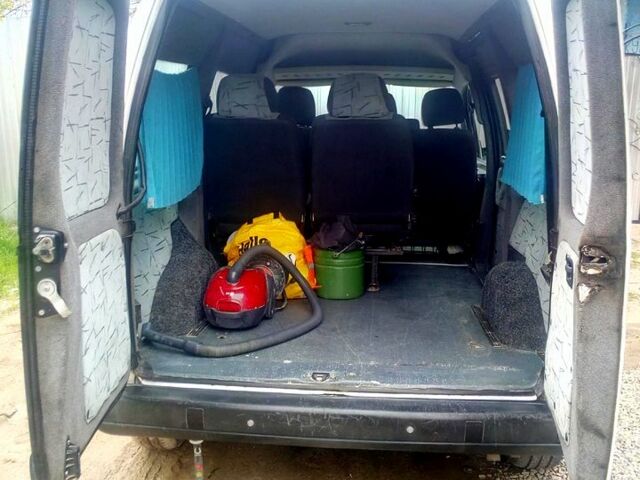 Пежо Эксперт груз.-пасс. 2005 в Южноукраинске на Automoto.ua Белый Пежо Эксперт груз.-пасс., объемом двигателя 1.9 л и пробегом 340 тыс. км за 4000 $, фото 12 на Automoto.ua