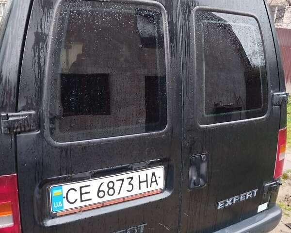 Черный Пежо Эксперт груз.-пасс., объемом двигателя 1.87 л и пробегом 441 тыс. км за 3200 $, фото 1 на Automoto.ua