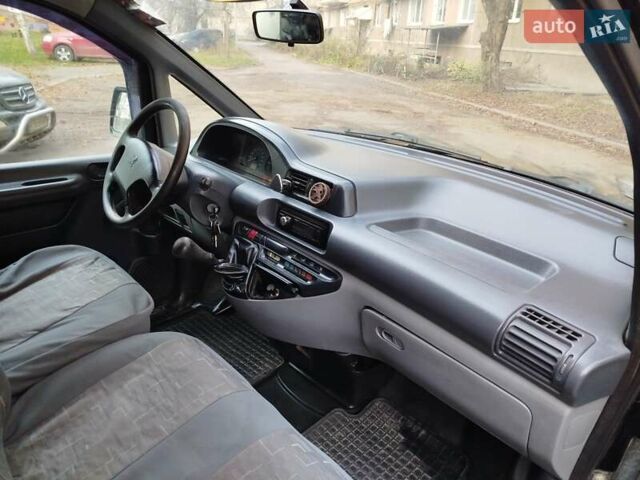 Черный Пежо Эксперт груз.-пасс., объемом двигателя 1.87 л и пробегом 441 тыс. км за 3200 $, фото 4 на Automoto.ua