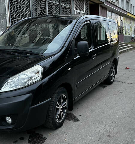 Чорний Пежо Експерт вант.-пас., об'ємом двигуна 2 л та пробігом 450 тис. км за 9000 $, фото 1 на Automoto.ua