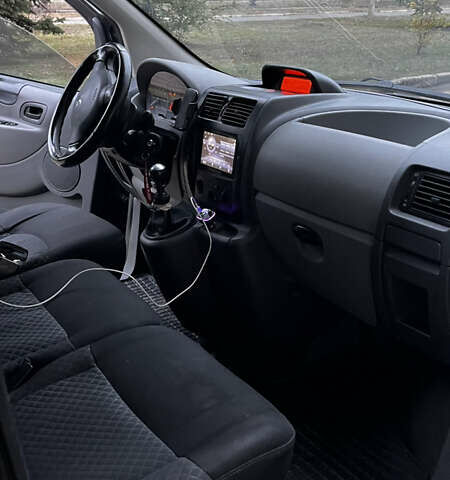 Чорний Пежо Експерт вант.-пас., об'ємом двигуна 2 л та пробігом 450 тис. км за 9000 $, фото 6 на Automoto.ua