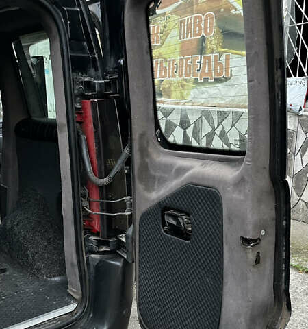 Чорний Пежо Експерт вант.-пас., об'ємом двигуна 2 л та пробігом 450 тис. км за 9000 $, фото 13 на Automoto.ua