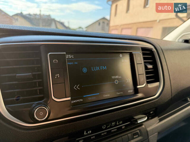 Черный Пежо Эксперт груз.-пасс., объемом двигателя 2 л и пробегом 208 тыс. км за 19700 $, фото 42 на Automoto.ua