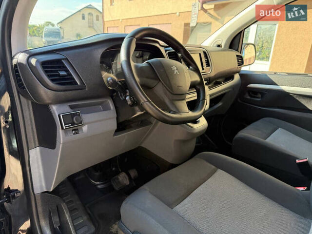 Черный Пежо Эксперт груз.-пасс., объемом двигателя 2 л и пробегом 208 тыс. км за 19700 $, фото 35 на Automoto.ua