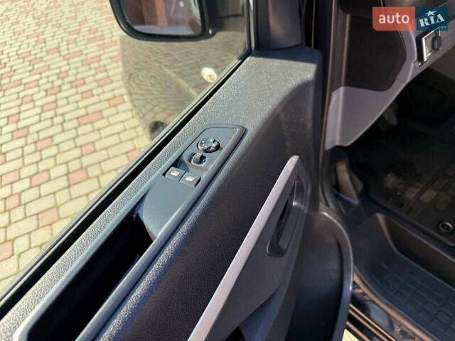 Черный Пежо Эксперт груз.-пасс., объемом двигателя 2 л и пробегом 208 тыс. км за 19700 $, фото 30 на Automoto.ua