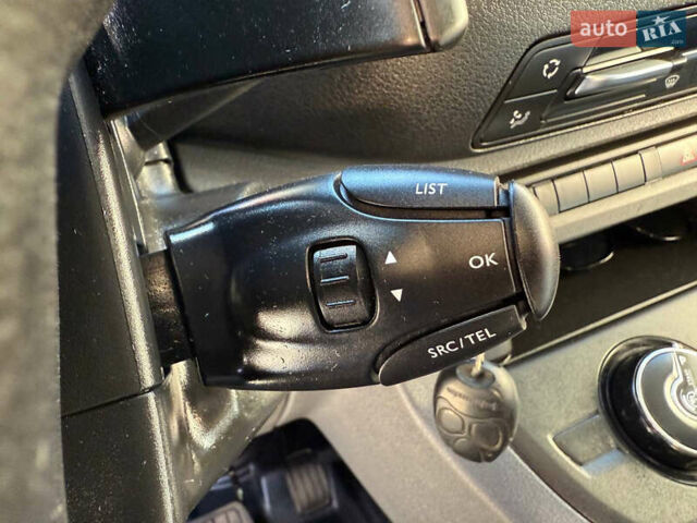 Черный Пежо Эксперт груз.-пасс., объемом двигателя 2 л и пробегом 208 тыс. км за 19700 $, фото 44 на Automoto.ua