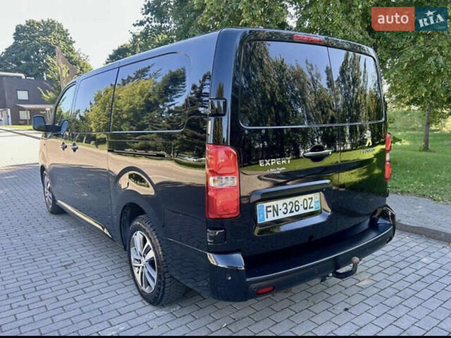 Черный Пежо Эксперт груз.-пасс., объемом двигателя 2 л и пробегом 162 тыс. км за 26800 $, фото 1 на Automoto.ua