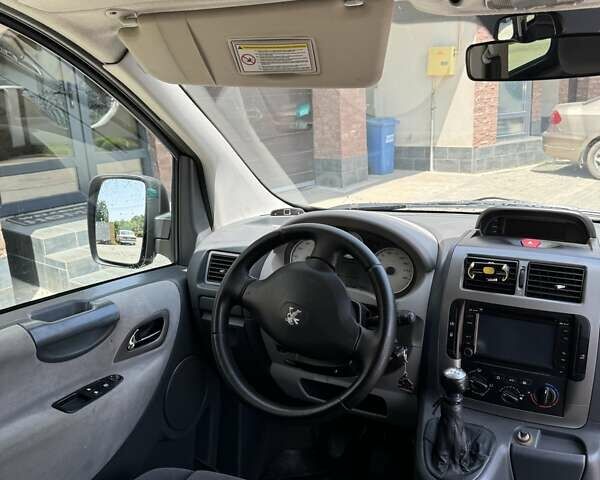 Коричневый Пежо Эксперт груз.-пасс., объемом двигателя 2 л и пробегом 364 тыс. км за 11000 $, фото 11 на Automoto.ua