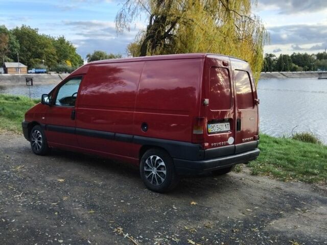 Пежо Эксперт груз.-пасс. 2005 в Тлумаче на Automoto.ua Красный Пежо Эксперт груз.-пасс., объемом двигателя 2 л и пробегом 400 тыс. км за 3250 $, фото 1 на Automoto.ua