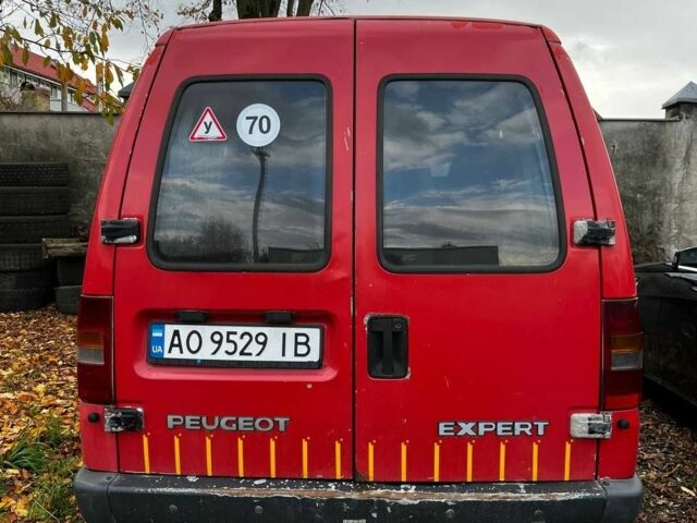 Червоний Пежо Експерт вант.-пас., об'ємом двигуна 1.9 л та пробігом 591 тис. км за 800 $, фото 1 на Automoto.ua