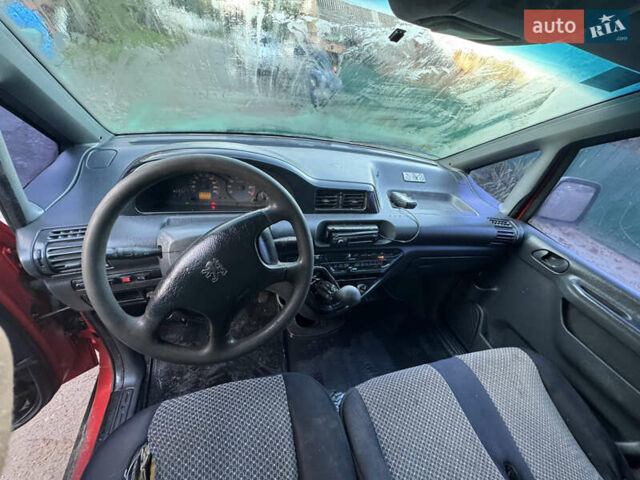 Пежо Эксперт груз.-пасс. 2000 в Виннице на Automoto.ua Красный Пежо Эксперт груз.-пасс., объемом двигателя 1.97 л и пробегом 370 тыс. км за 2700 $, фото 8 на Automoto.ua