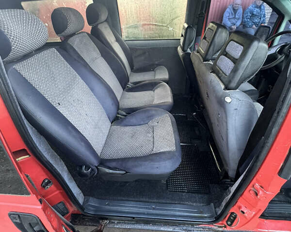 Пежо Эксперт груз.-пасс. 2000 в Виннице на Automoto.ua Красный Пежо Эксперт груз.-пасс., объемом двигателя 1.97 л и пробегом 370 тыс. км за 2700 $, фото 11 на Automoto.ua