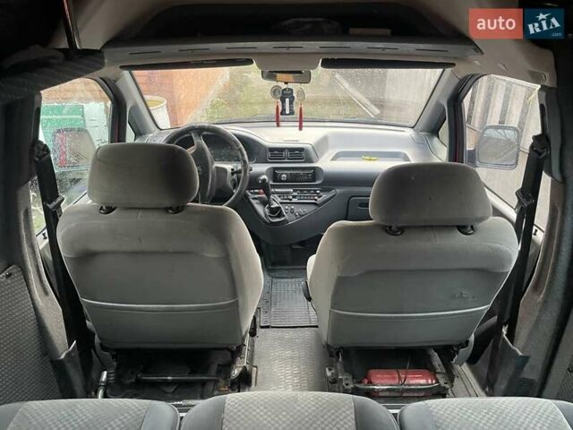 Червоний Пежо Експерт вант.-пас., об'ємом двигуна 1.91 л та пробігом 400 тис. км за 2000 $, фото 4 на Automoto.ua