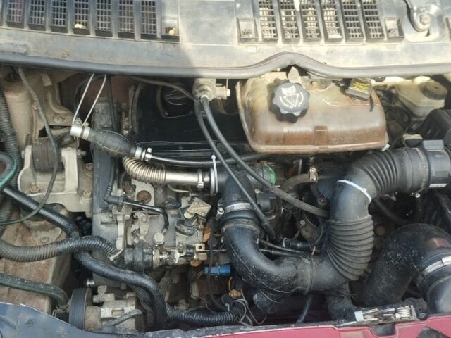 Красный Пежо Эксперт груз.-пасс., объемом двигателя 1.9 л и пробегом 325 тыс. км за 3050 $, фото 7 на Automoto.ua