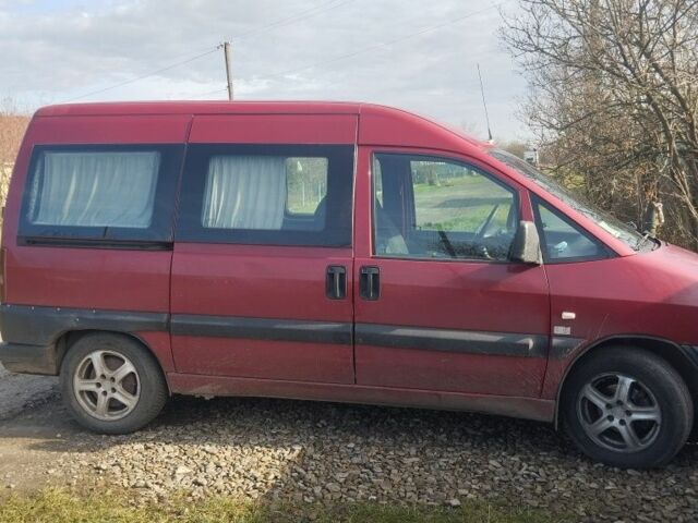 Красный Пежо Эксперт груз.-пасс., объемом двигателя 1.9 л и пробегом 325 тыс. км за 3050 $, фото 1 на Automoto.ua