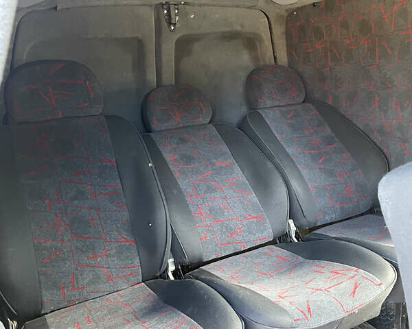 Красный Пежо Эксперт груз.-пасс., объемом двигателя 2 л и пробегом 320 тыс. км за 4550 $, фото 8 на Automoto.ua