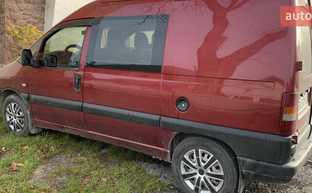 Красный Пежо Эксперт груз.-пасс., объемом двигателя 2 л и пробегом 580 тыс. км за 5100 $, фото 26 на Automoto.ua