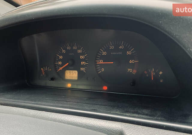 Красный Пежо Эксперт груз.-пасс., объемом двигателя 2 л и пробегом 580 тыс. км за 5100 $, фото 20 на Automoto.ua