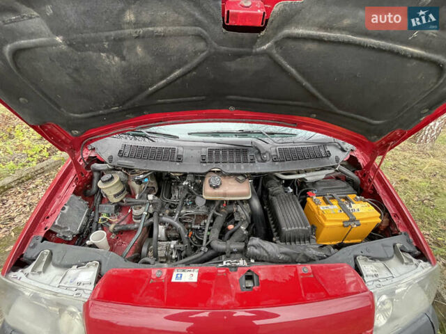 Красный Пежо Эксперт груз.-пасс., объемом двигателя 2 л и пробегом 340 тыс. км за 4200 $, фото 19 на Automoto.ua