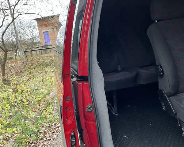 Красный Пежо Эксперт груз.-пасс., объемом двигателя 2 л и пробегом 340 тыс. км за 4200 $, фото 12 на Automoto.ua