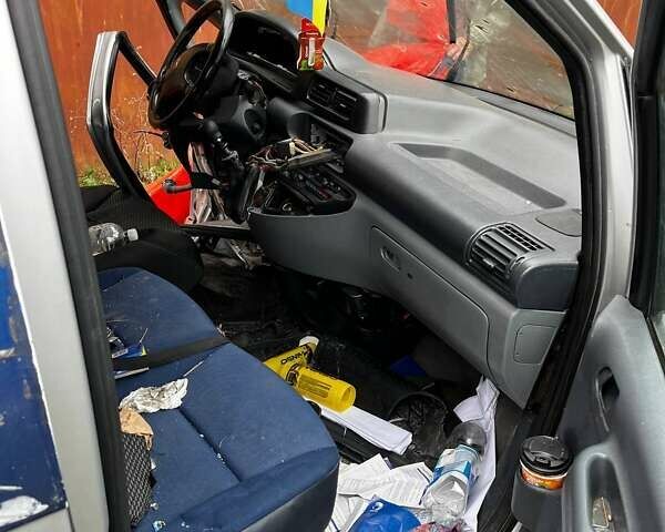 Пежо Эксперт груз.-пасс., объемом двигателя 2 л и пробегом 430 тыс. км за 1200 $, фото 4 на Automoto.ua