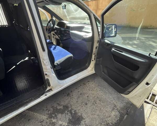 Пежо Эксперт груз.-пасс., объемом двигателя 1.87 л и пробегом 444 тыс. км за 3700 $, фото 5 на Automoto.ua