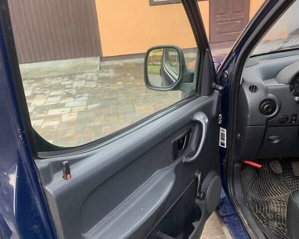 Пежо Эксперт груз.-пасс., объемом двигателя 2 л и пробегом 340 тыс. км за 3100 $, фото 3 на Automoto.ua