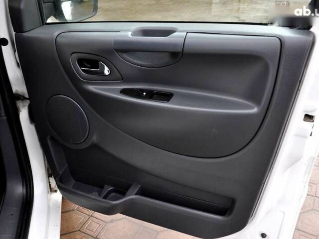 Пежо Эксперт груз.-пасс., объемом двигателя 2 л и пробегом 240 тыс. км за 8999 $, фото 17 на Automoto.ua