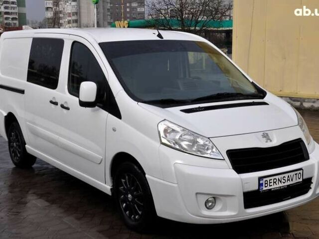 Пежо Эксперт груз.-пасс., объемом двигателя 2 л и пробегом 240 тыс. км за 8999 $, фото 4 на Automoto.ua