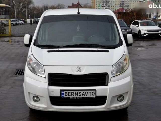 Пежо Эксперт груз.-пасс., объемом двигателя 2 л и пробегом 240 тыс. км за 8999 $, фото 2 на Automoto.ua