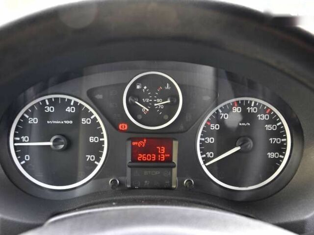 Пежо Эксперт груз.-пасс., объемом двигателя 2 л и пробегом 240 тыс. км за 8999 $, фото 25 на Automoto.ua