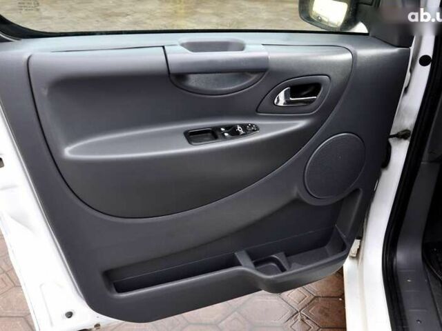 Пежо Эксперт груз.-пасс., объемом двигателя 2 л и пробегом 240 тыс. км за 8999 $, фото 14 на Automoto.ua