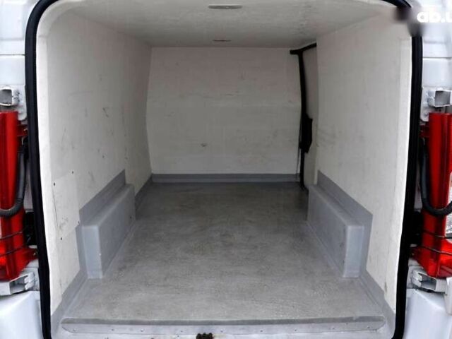 Пежо Эксперт груз.-пасс., объемом двигателя 2 л и пробегом 240 тыс. км за 8999 $, фото 21 на Automoto.ua