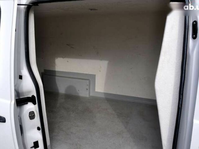 Пежо Эксперт груз.-пасс., объемом двигателя 2 л и пробегом 240 тыс. км за 8999 $, фото 20 на Automoto.ua