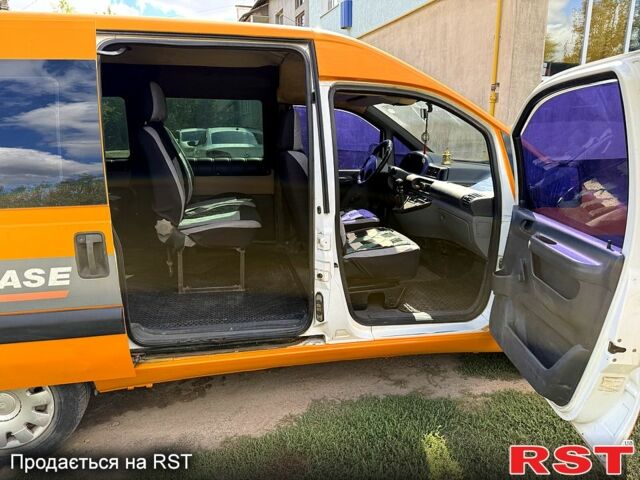 Пежо Експерт вант.-пас., об'ємом двигуна 2 л та пробігом 293 тис. км за 5000 $, фото 3 на Automoto.ua