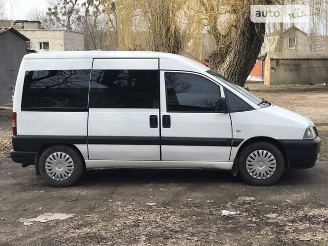 Пежо Експерт пас., об'ємом двигуна 0 л та пробігом 214 тис. км за 5150 $, фото 16 на Automoto.ua