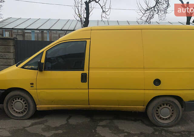 Жовтий Пежо Експерт вант.-пас., об'ємом двигуна 1.9 л та пробігом 280 тис. км за 1600 $, фото 2 на Automoto.ua
