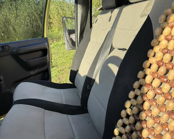 Жовтий Пежо Експерт вант.-пас., об'ємом двигуна 1.87 л та пробігом 187 тис. км за 4500 $, фото 4 на Automoto.ua