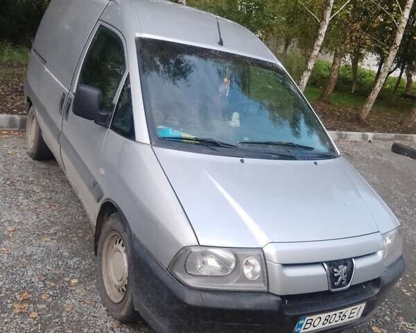 Серый Пежо Эксперт груз.-пасс., объемом двигателя 2 л и пробегом 295 тыс. км за 2800 $, фото 4 на Automoto.ua