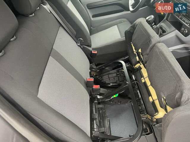 Серый Пежо Эксперт груз.-пасс., объемом двигателя 2 л и пробегом 53 тыс. км за 16700 $, фото 22 на Automoto.ua