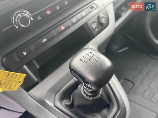 Серый Пежо Эксперт груз.-пасс., объемом двигателя 2 л и пробегом 53 тыс. км за 16700 $, фото 35 на Automoto.ua