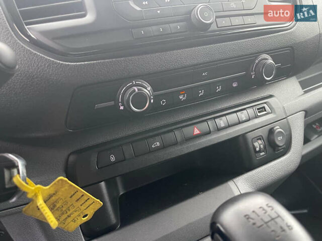 Серый Пежо Эксперт груз.-пасс., объемом двигателя 2 л и пробегом 53 тыс. км за 16700 $, фото 29 на Automoto.ua