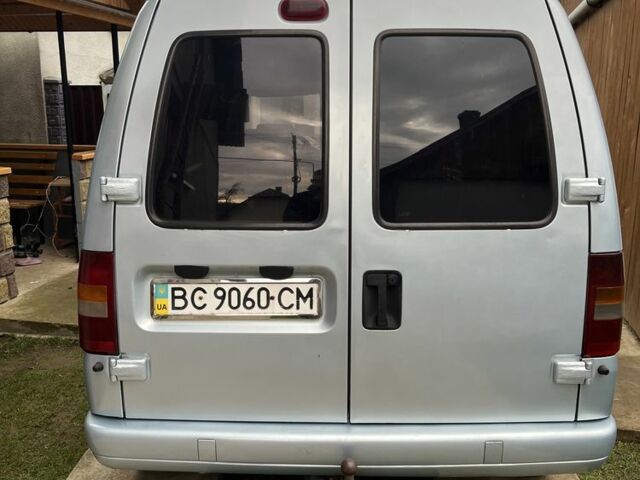 Серый Пежо Эксперт груз.-пасс., объемом двигателя 2 л и пробегом 444 тыс. км за 4000 $, фото 3 на Automoto.ua