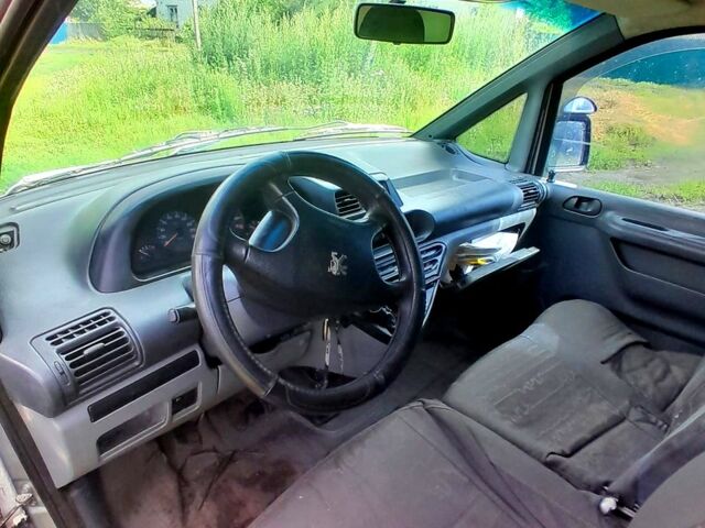 Сірий Пежо Експерт вант.-пас., об'ємом двигуна 2 л та пробігом 400 тис. км за 2300 $, фото 3 на Automoto.ua