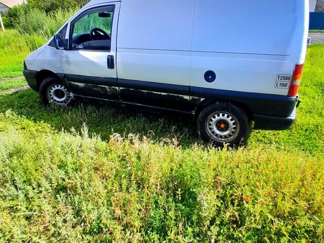 Сірий Пежо Експерт вант.-пас., об'ємом двигуна 2 л та пробігом 400 тис. км за 2300 $, фото 11 на Automoto.ua