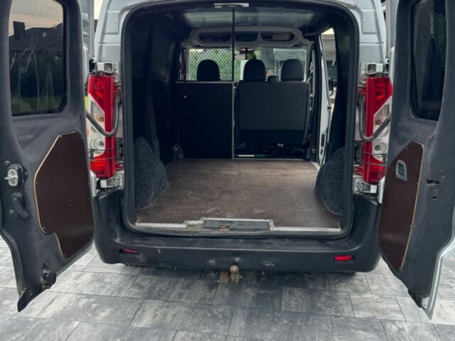 Сірий Пежо Експерт вант.-пас., об'ємом двигуна 2 л та пробігом 280 тис. км за 9999 $, фото 12 на Automoto.ua